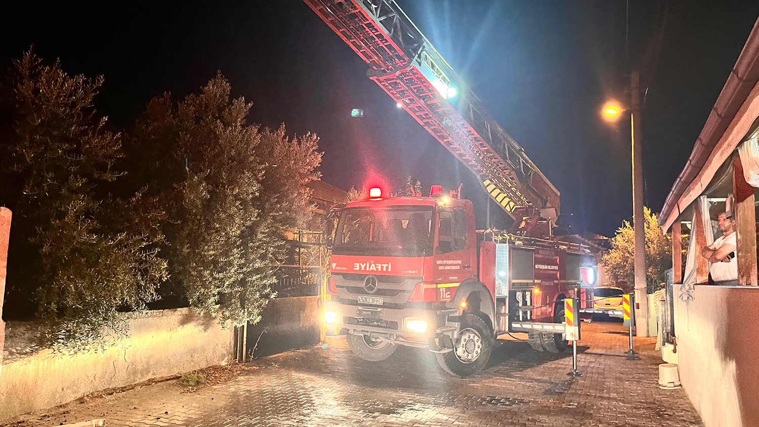 Gece saatlerinde yangın paniği
