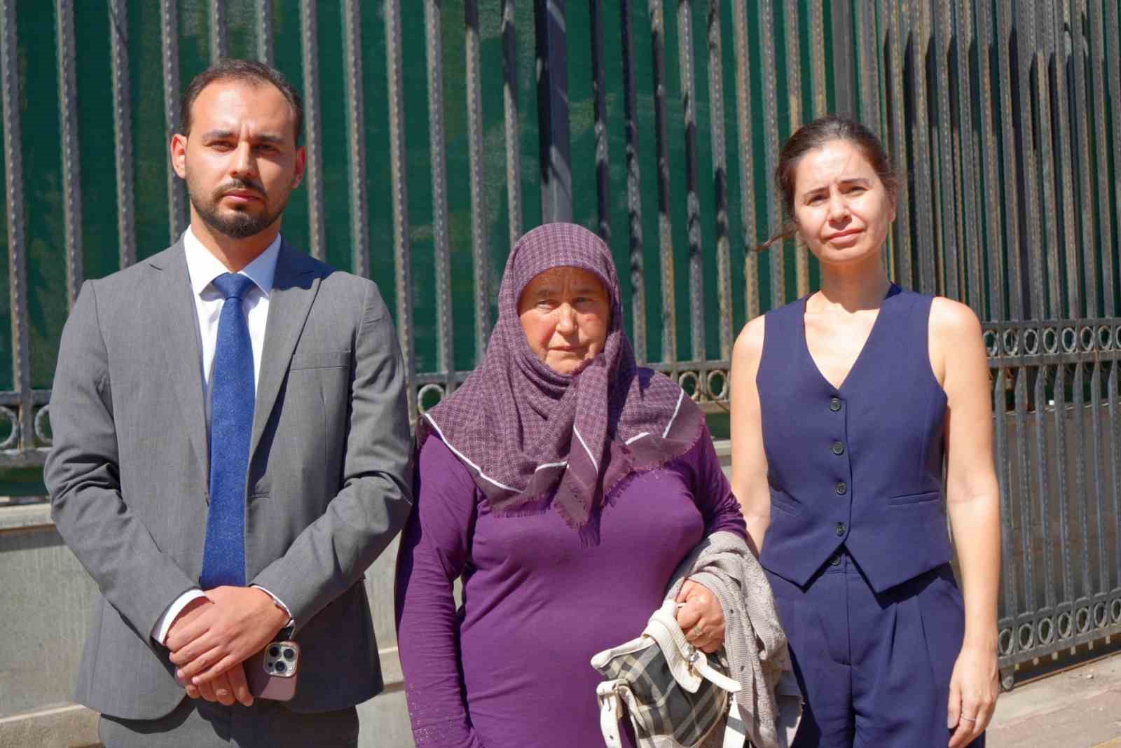 Ev beklerken birikimlerinden oldular soluğu adliyede aldılar