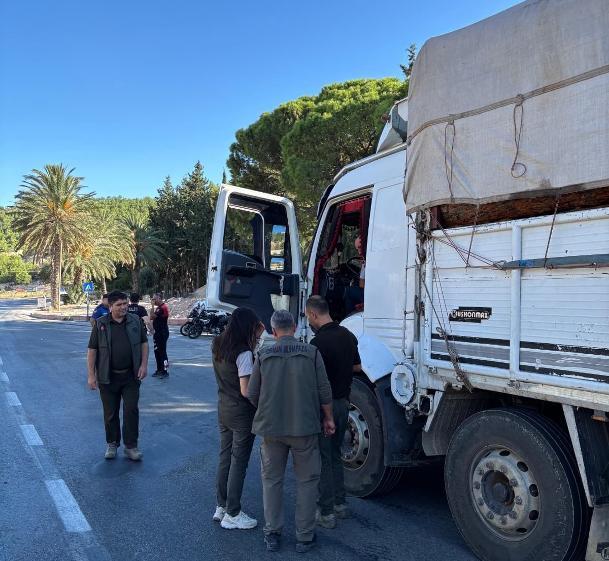 Mersin’de orman suçlarına karşı yol kontrolü