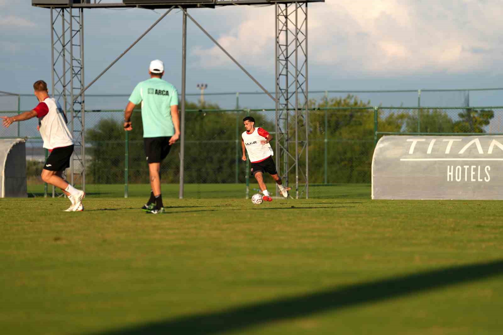 Çorum FK, Antalya kampında çalışmalarını sürdürdü