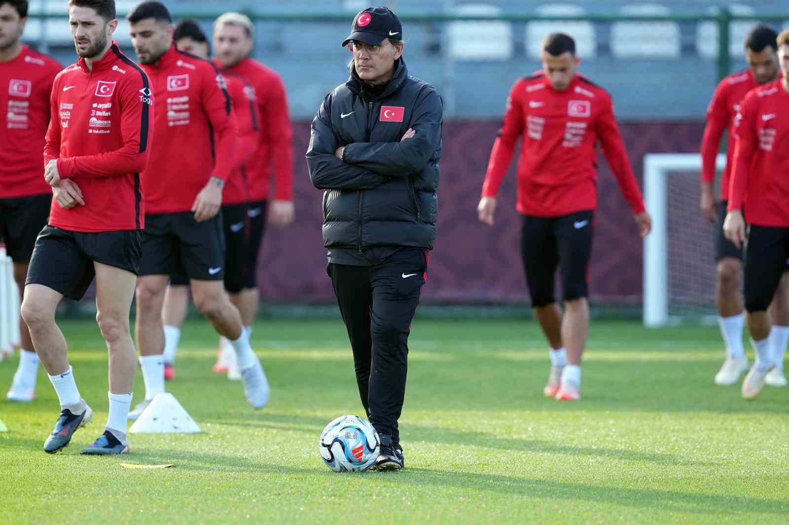 A Milli Futbol Takımı, Belçika maçı hazırlıklarına devam etti