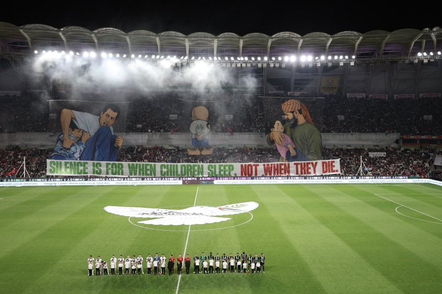 İletişim Başkanı Duran: "Konyaspor ile Filistin Milli Takımı’nın anlamlı buluşması, sporun birleştiren gücünü bir kez daha gösterdi"