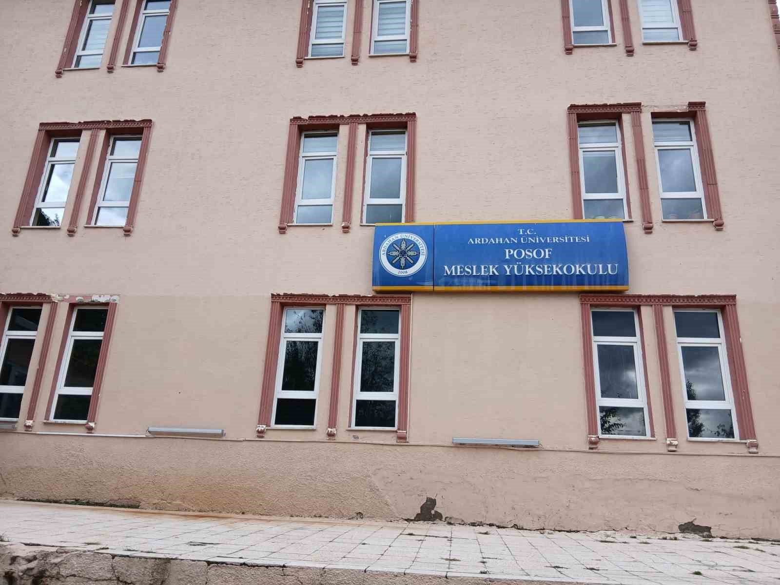 Posof’taki yurtlarda kalan 154 öğrenci il merkezine yönlendirildi