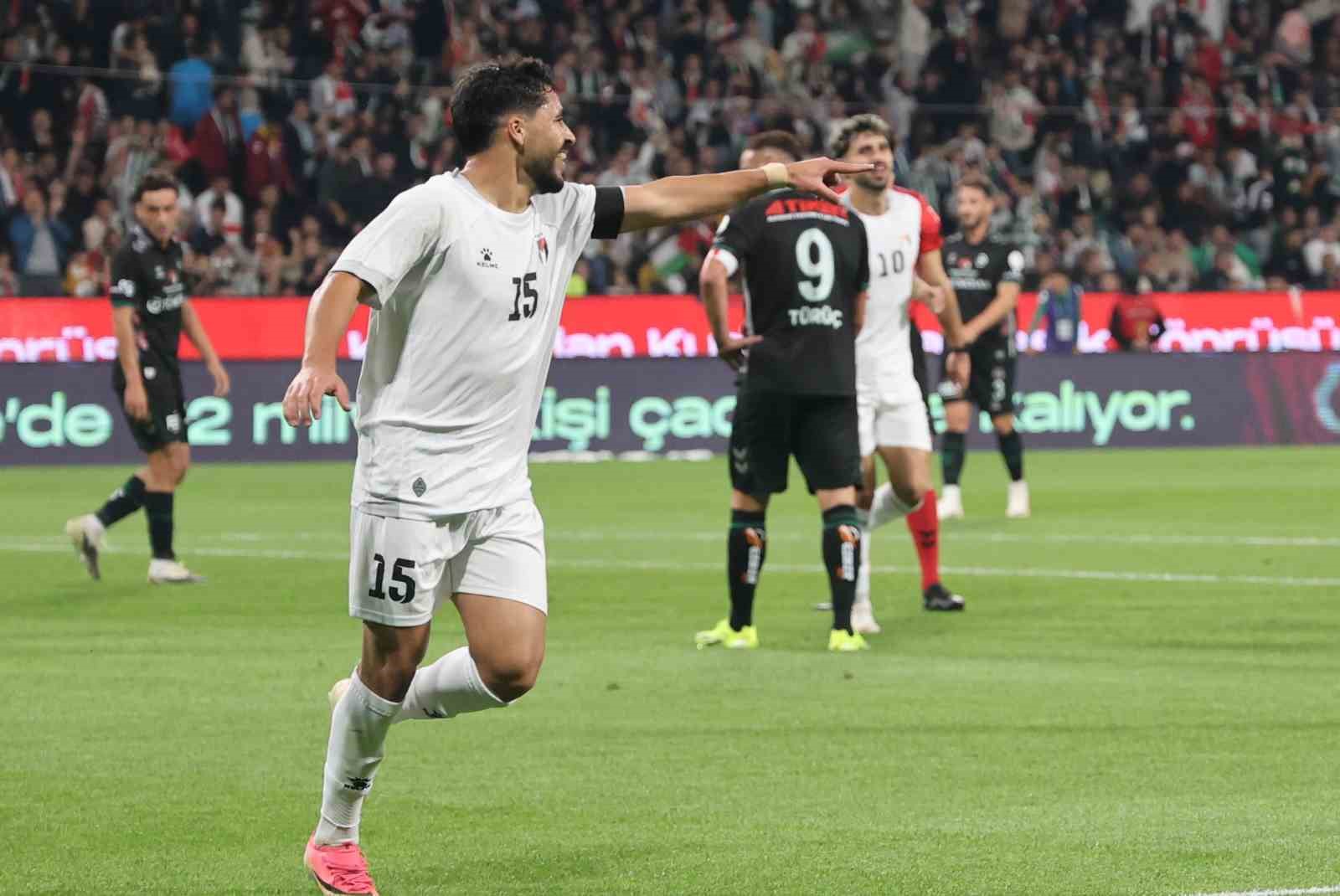 Konyaspor ile Filistin Milli Takımı arasındaki dostluk maçı berabere bitti