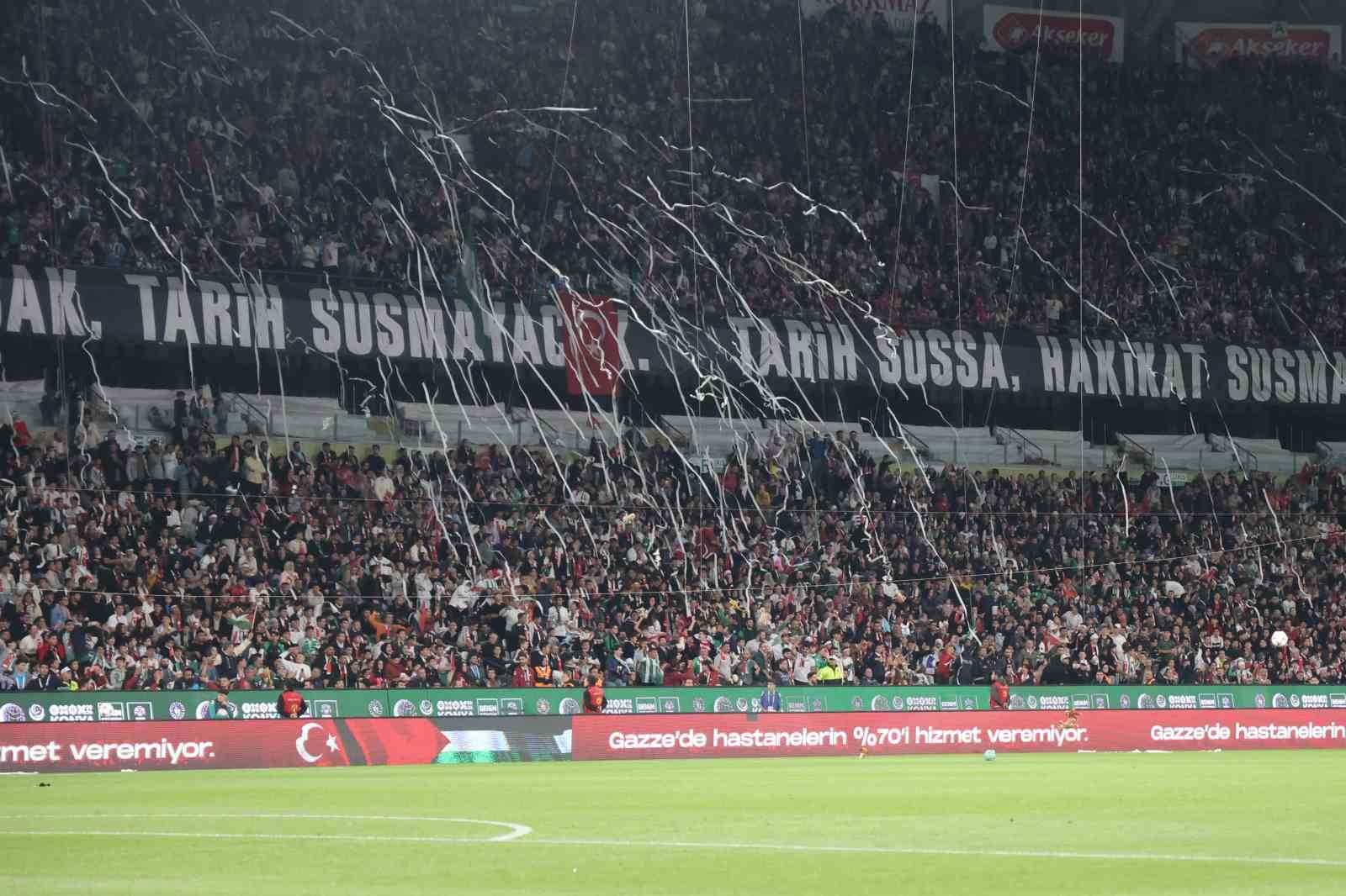 Konyaspor ile Filistin Milli Takımı arasındaki dostluk maçı berabere bitti