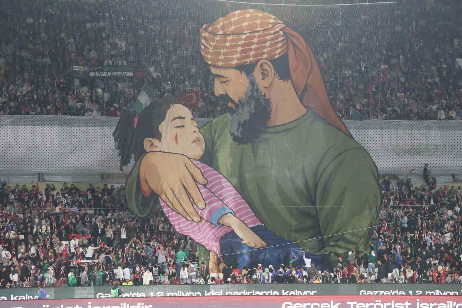 Konyaspor ile Filistin Milli Takımı arasındaki dostluk maçı berabere bitti