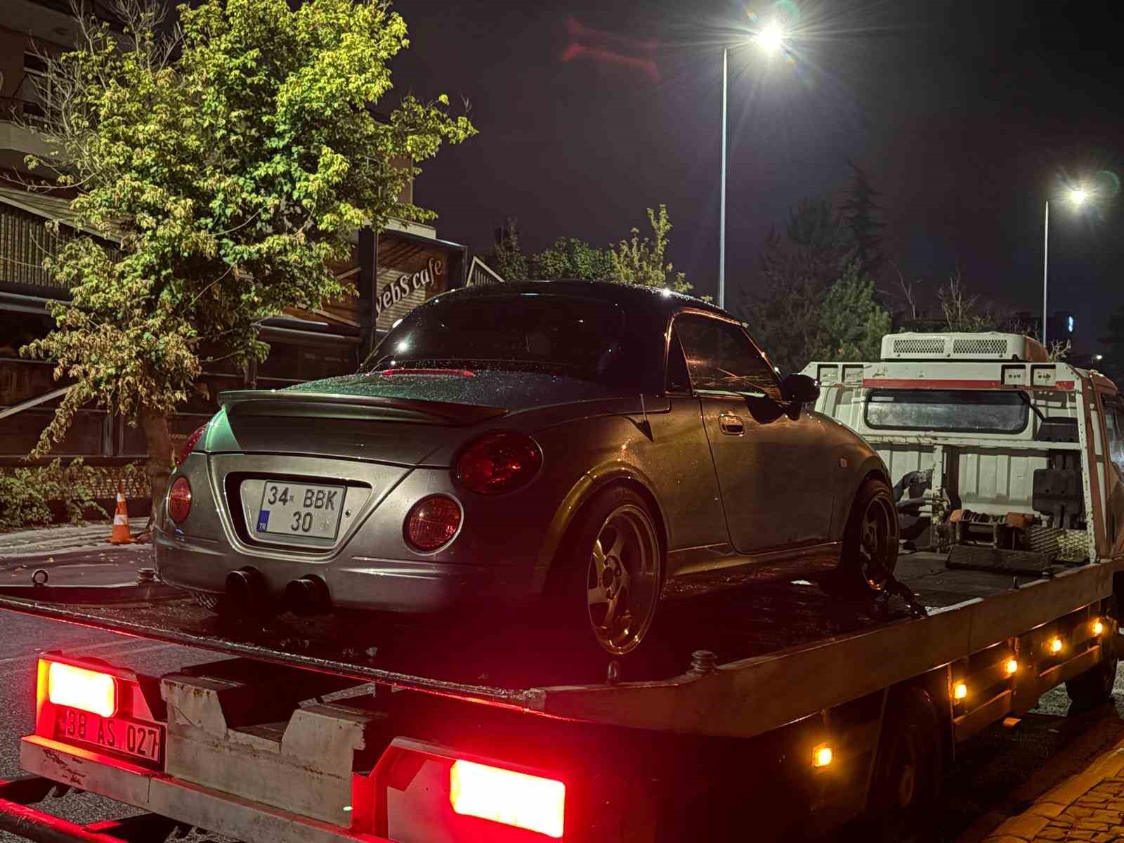 Kayseri’de başka araca ait plakayla trafiğe çıkan sürücü gözaltına alındı