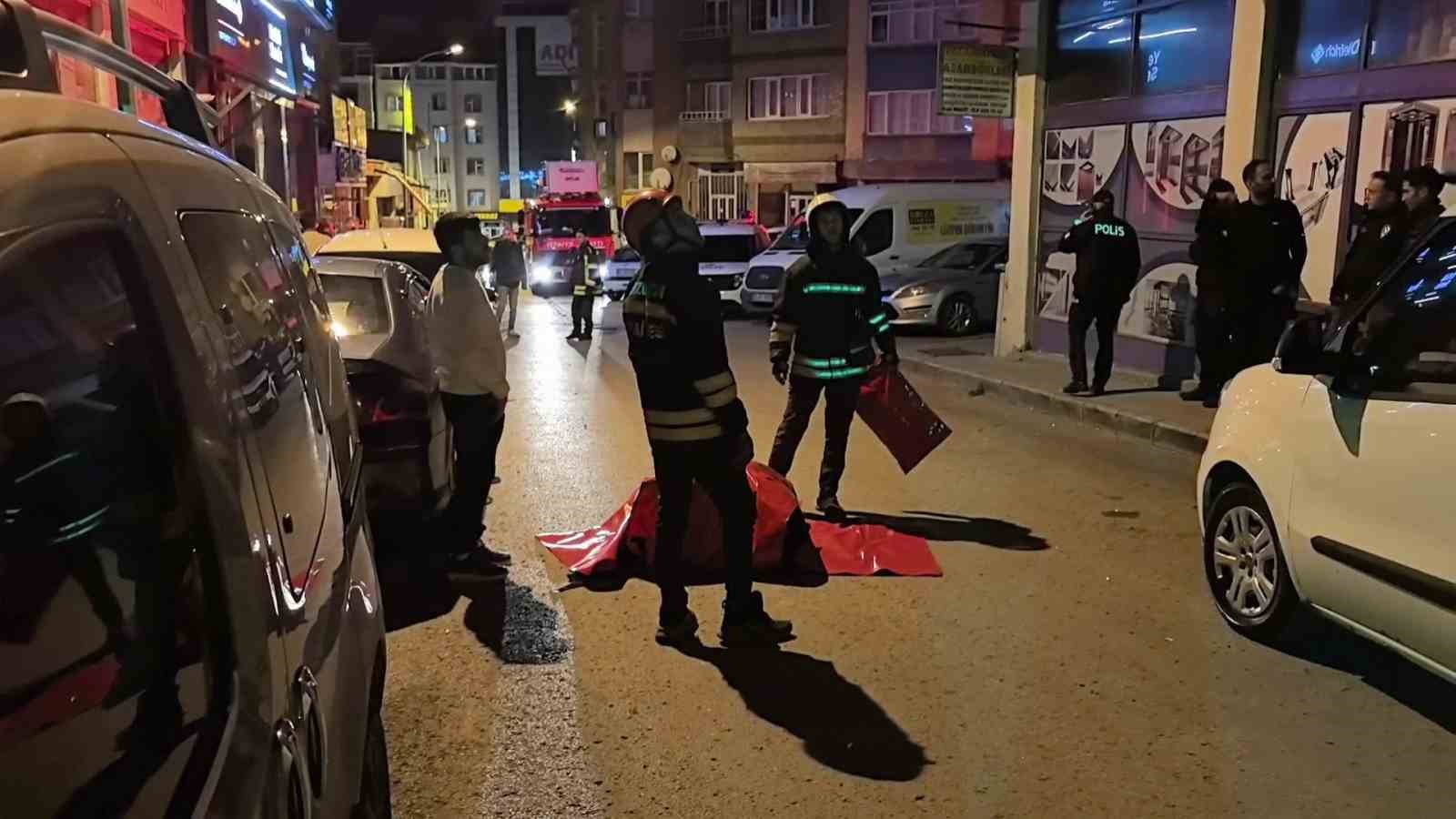 Erzurum’da hareketli gece: Çatıya çıkan firari şahıs ikna edilerek gözaltına alındı