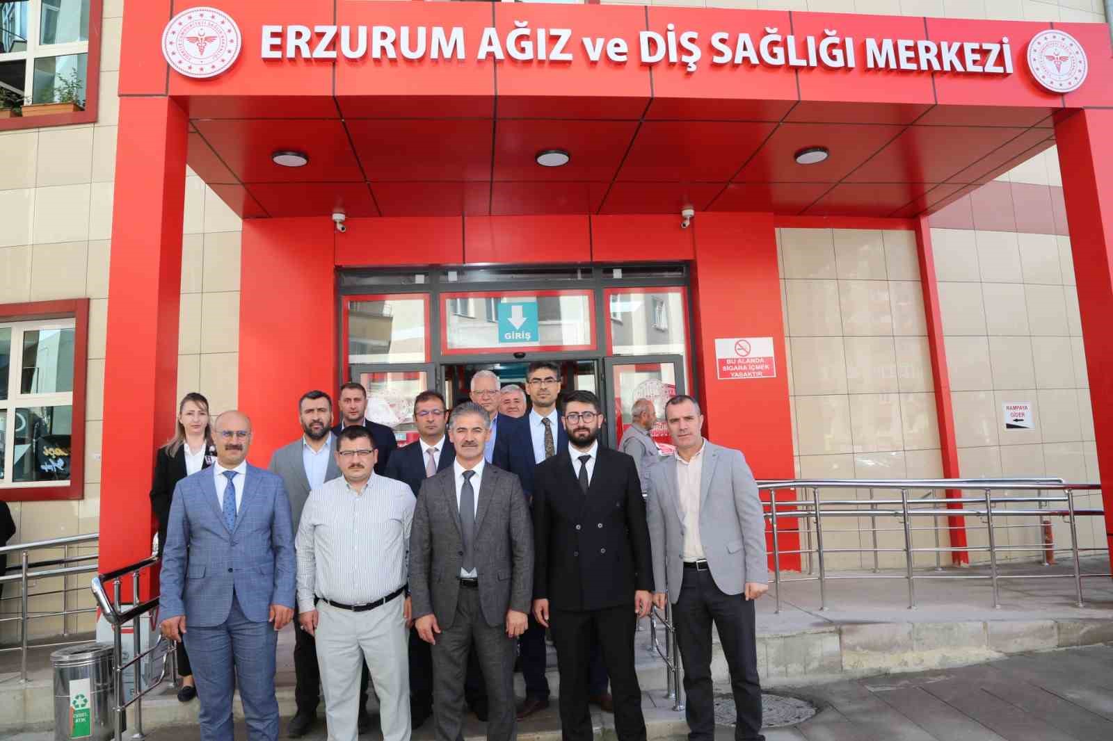 Erzurum il sağlık müdürü meral, ağız ve diş sağlığı merkezini inceledi