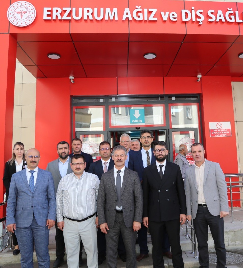 Erzurum il sağlık müdürü meral, ağız ve diş sağlığı merkezini inceledi