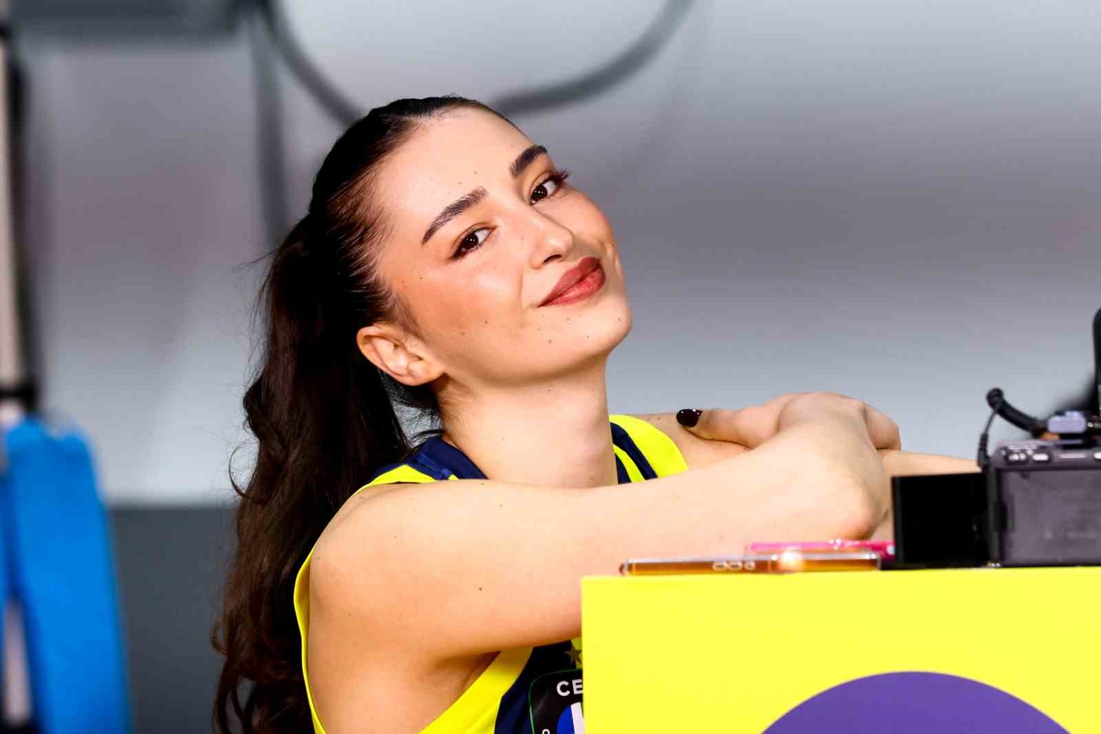 Saliha Şahin: "Fenerbahçe’nin hedefi her zaman altın madalya olmuştur"