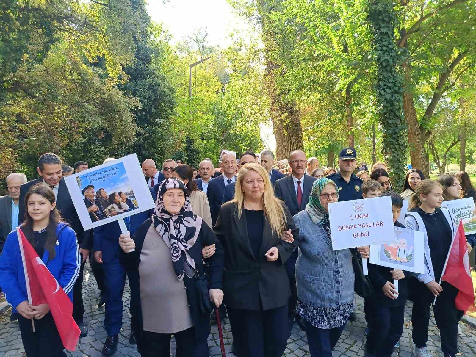 Edirne’de kuşaklararası dayanışmanın önemine dikkat çekildi