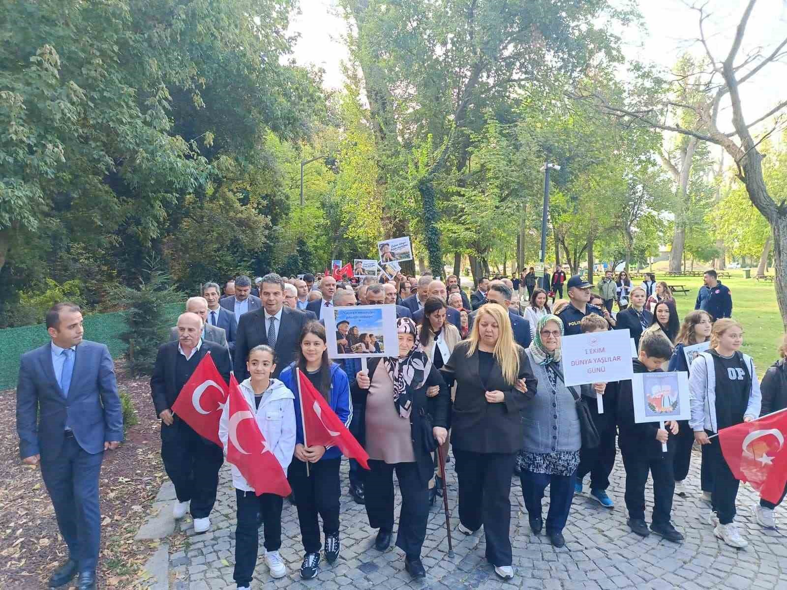 Edirne’de kuşaklararası dayanışmanın önemine dikkat çekildi