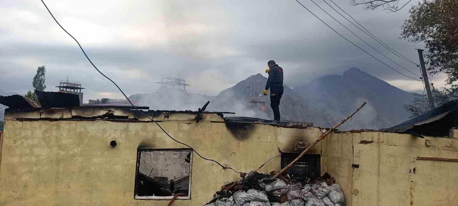 Dağlıca’da okulda korkutan yangın