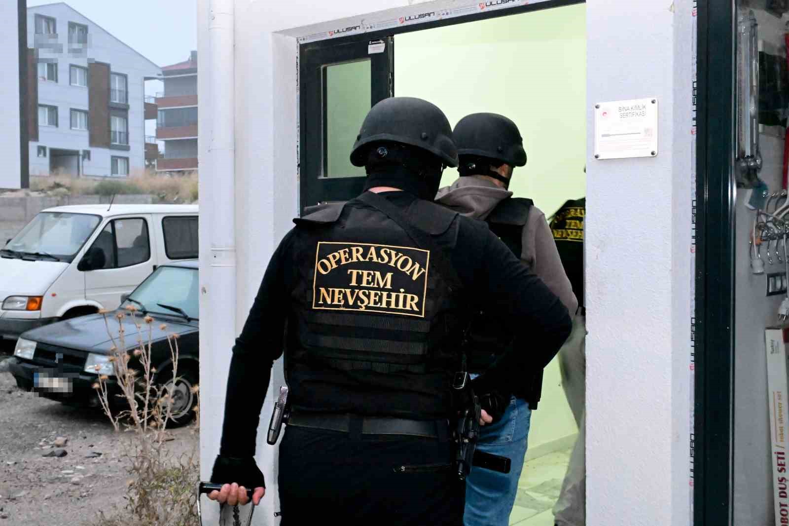 Nevşehir’de dijital uyuşturucu ağı çökertildi: 18 şüpheli tutuklandı