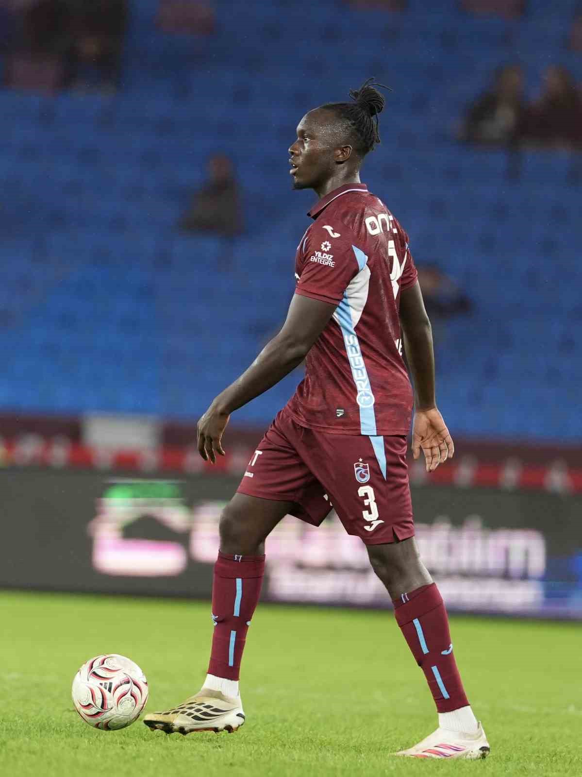 Trabzonspor, dostluk maçında Drogheda United’a kaybetti