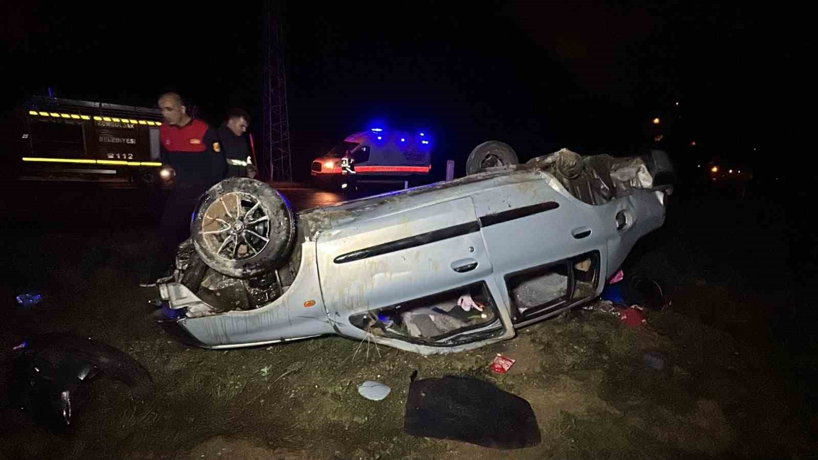 Zonguldak’ta seyir halindeki otomobil takla attı: 2 yaralı