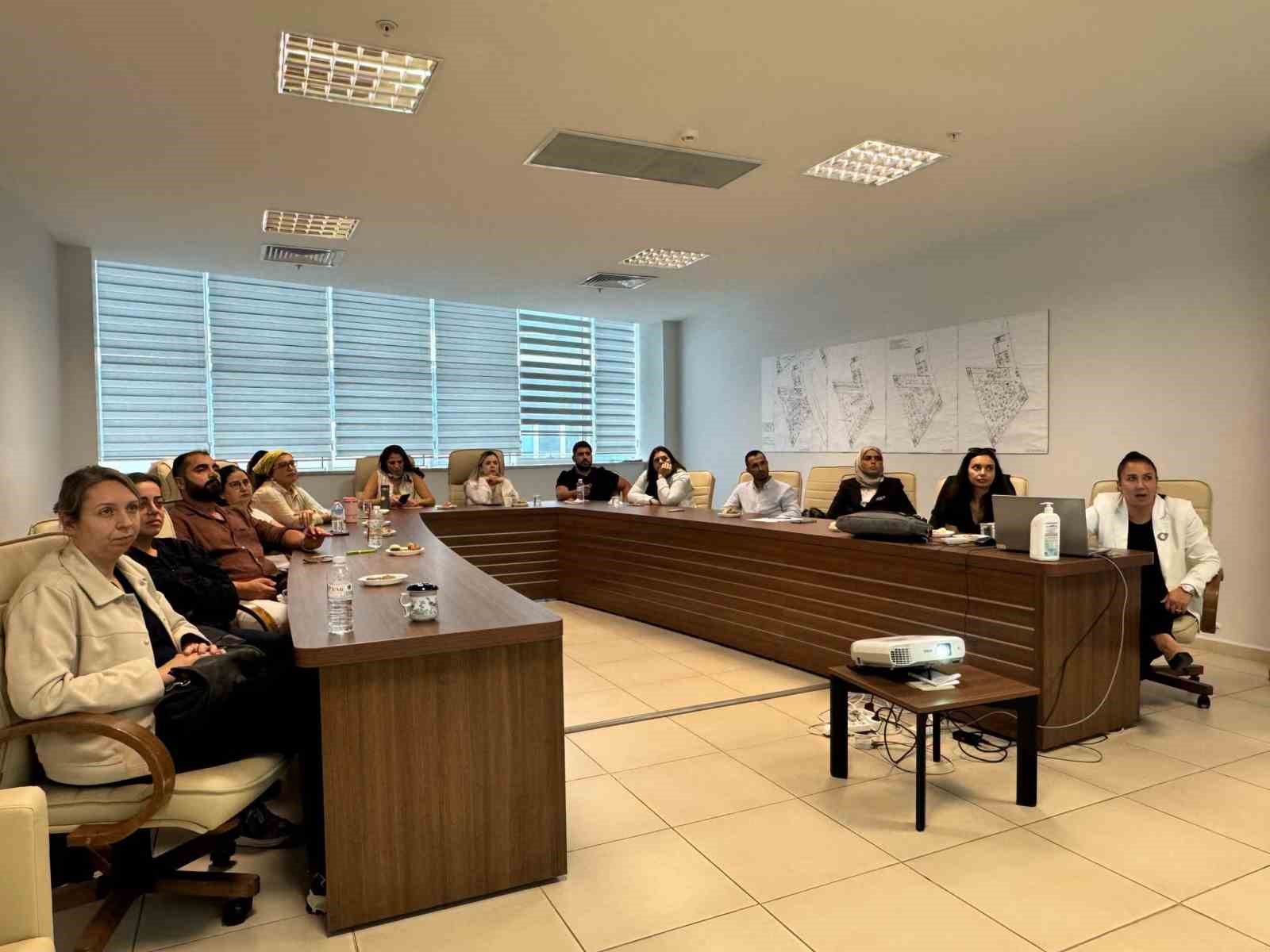 MEAH’ta Ameliyathane Hemşireliği Sertifikalı Eğitim Programı başladı