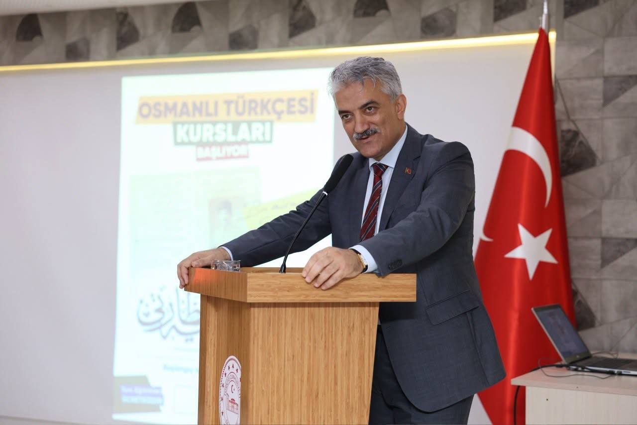 Osmanlı Türkçesi eğitimi için bilgilendirme toplantısı