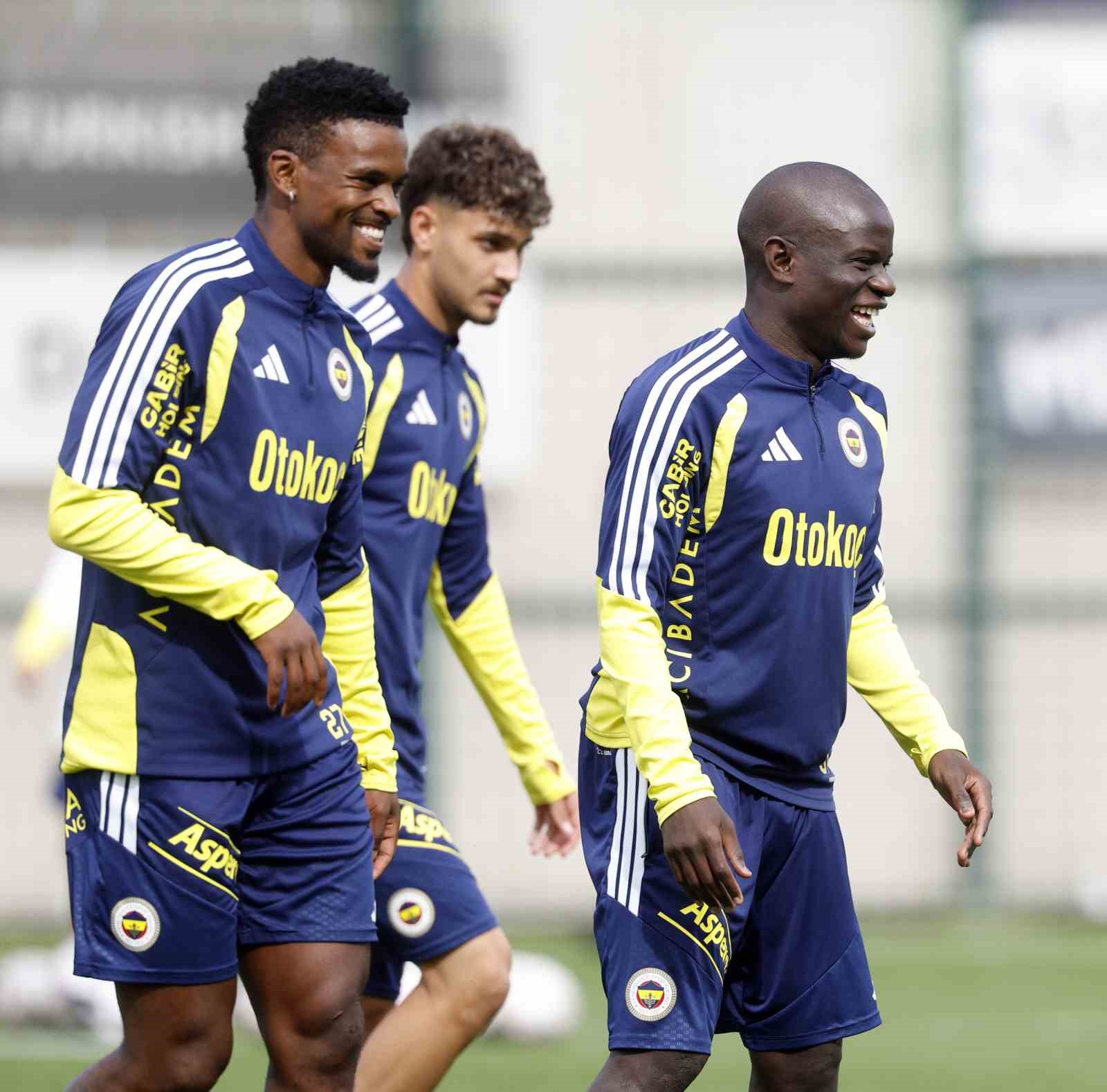 Fenerbahçe, Çaykur Rizespor maçı hazırlıklarına devam etti