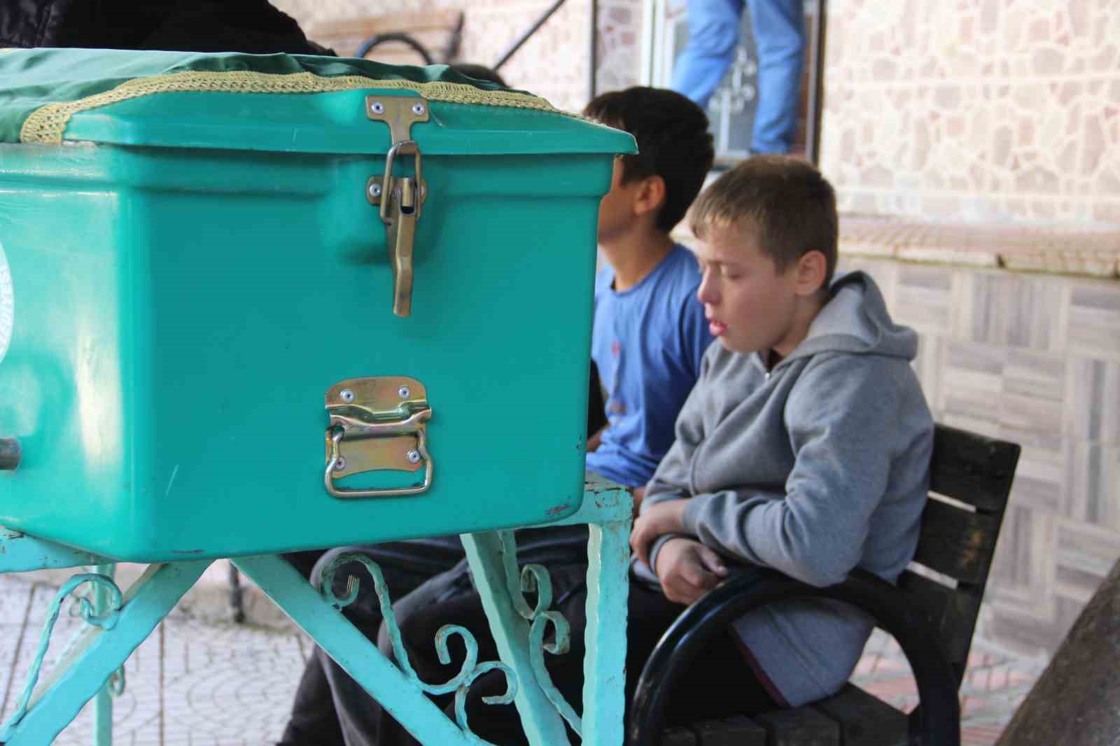 Maden kazasında hayatını kaybeden babaya son görev