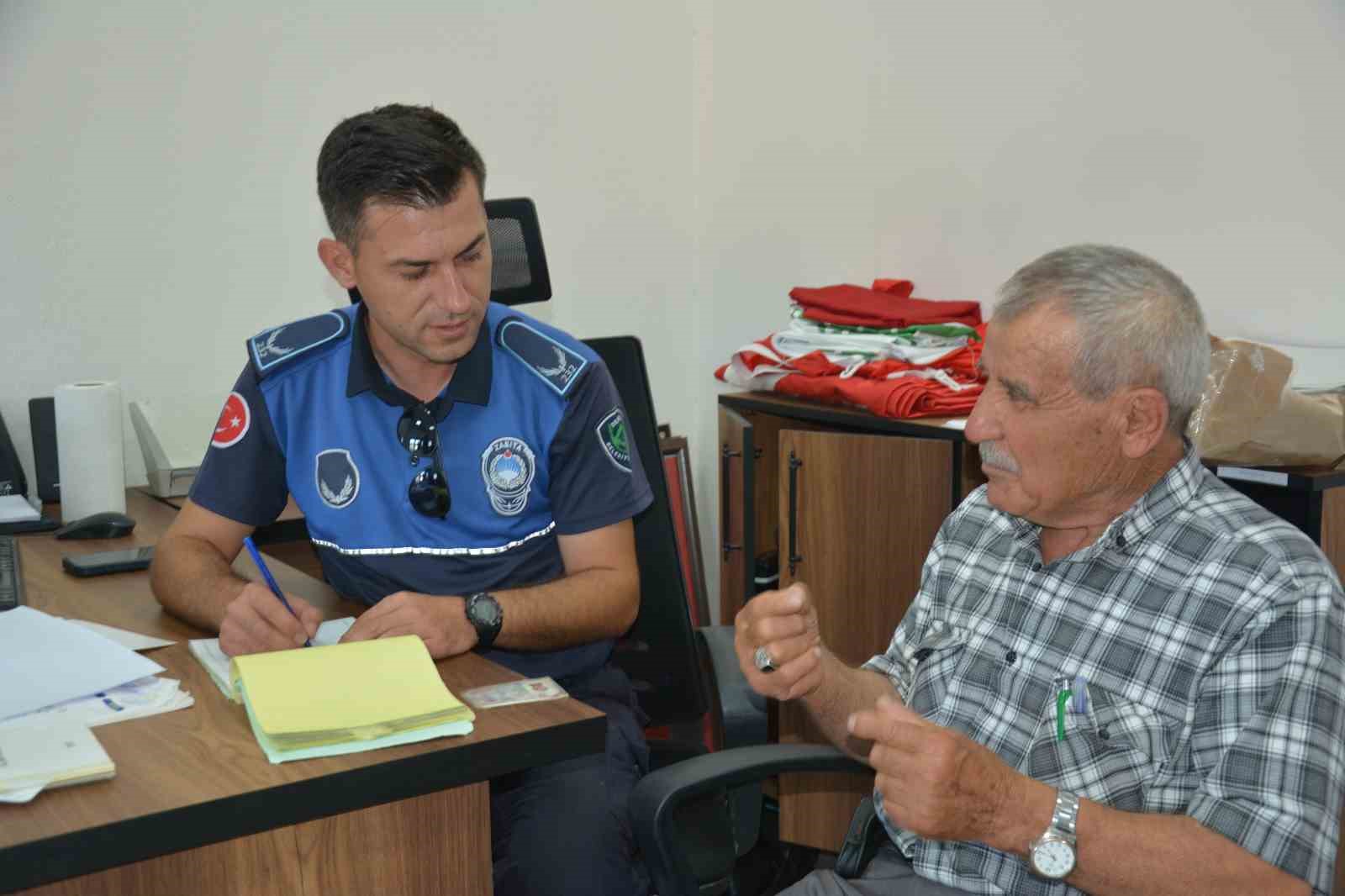 Kıbrıs Gazisi, bulduğu 400 bin liralık altınları zabıtaya teslim etti