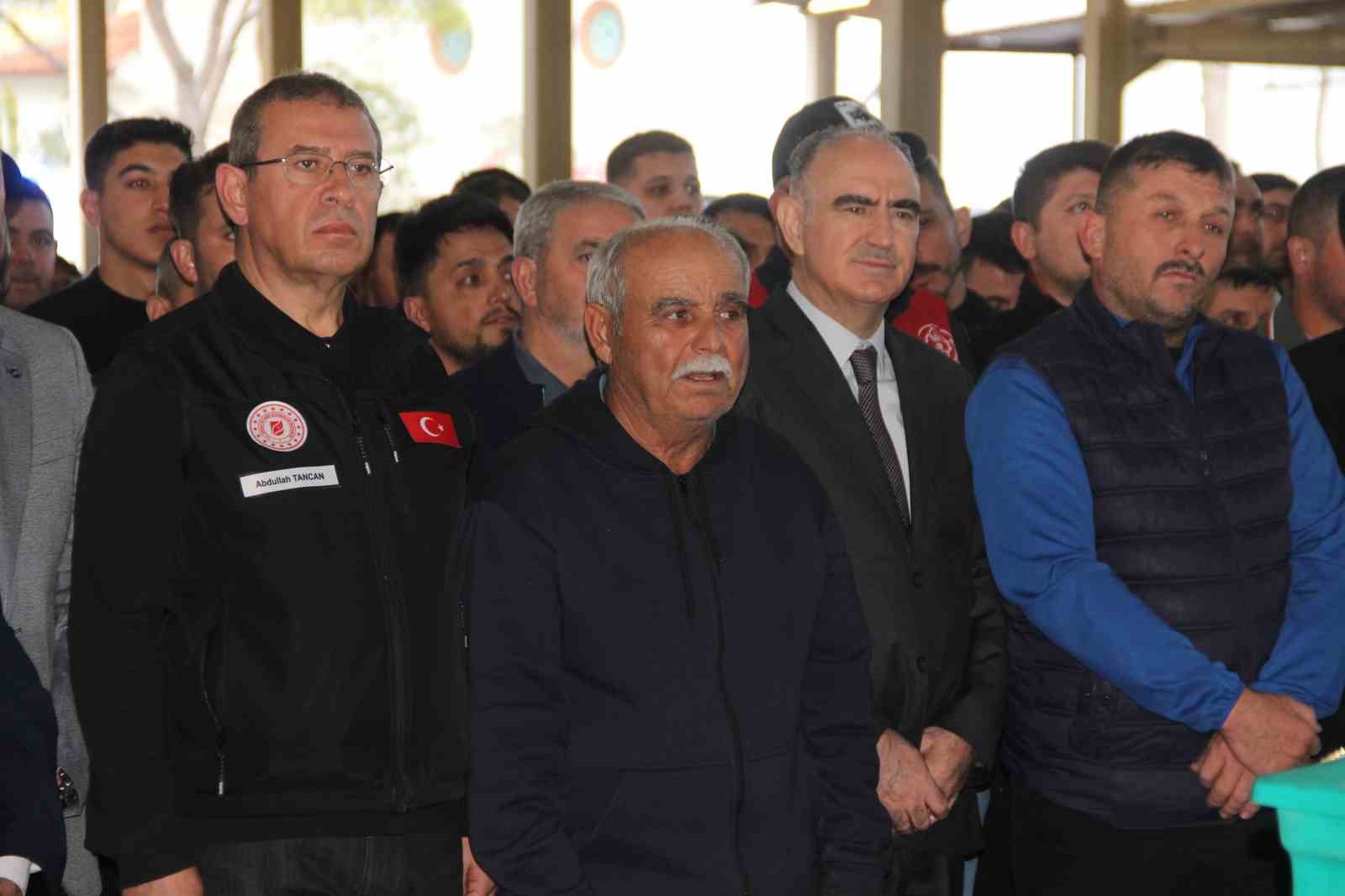 Soma maden kazasında bir baba daha toprağa verildi