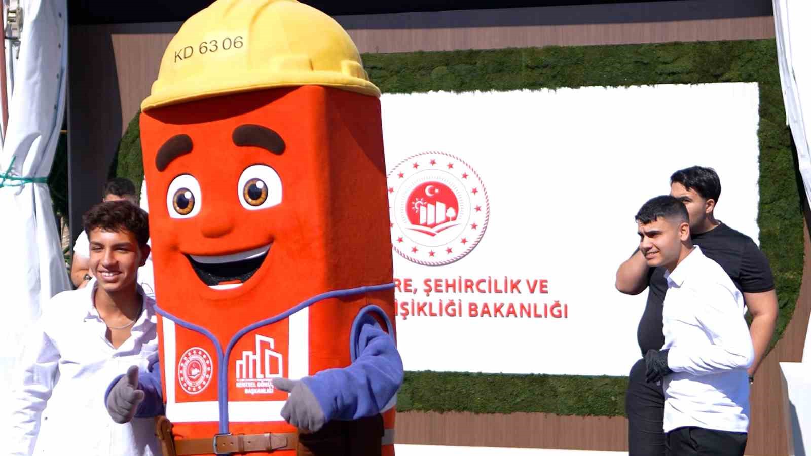 Bakan Kurum’dan TEKNOFEST paylaşımı