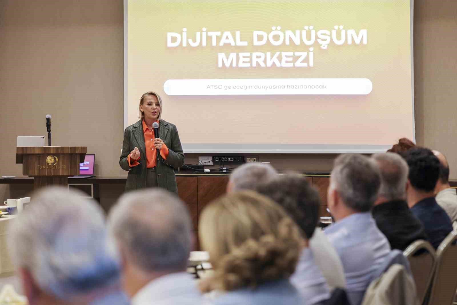 Hatice Öz: "Hedefimiz, bilimle düşünen, veriyle karar veren ATSO"