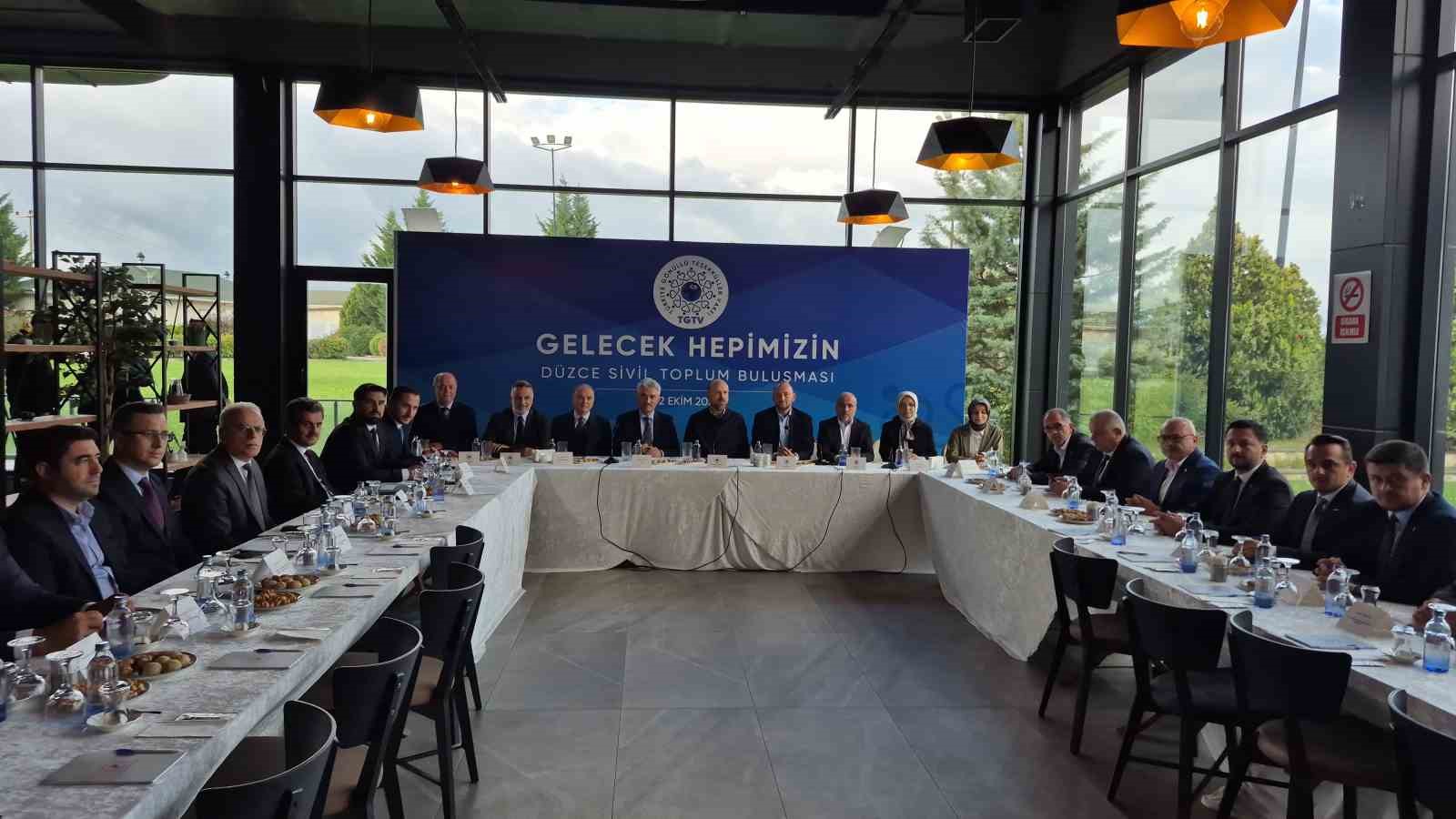 Bilal Erdoğan, Düzce’de STK temsilcileriyle buluştu