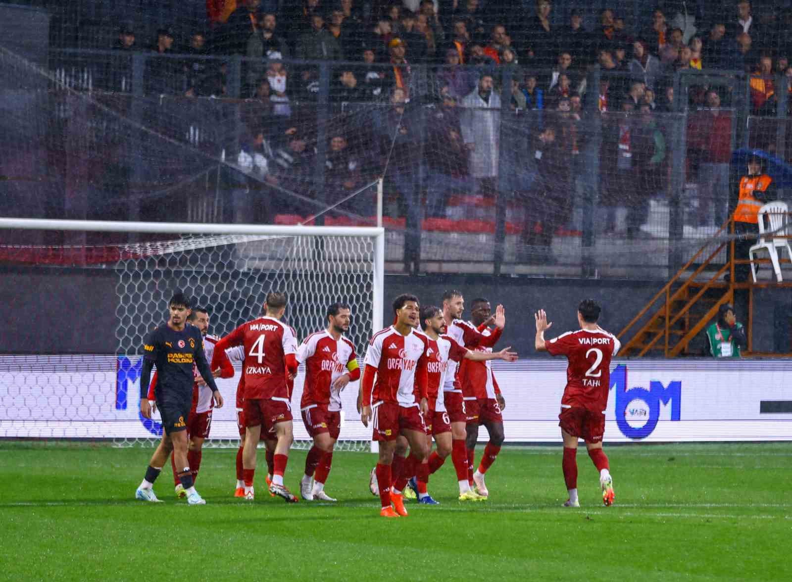 Hazırlık maçı: Pendikspor: 3 - Galatasaray: 3
