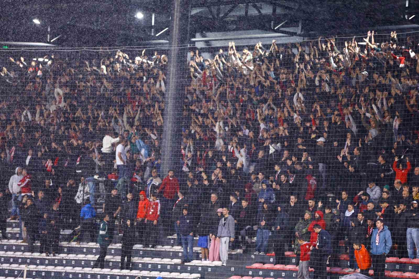 Hazırlık maçı: Pendikspor: 3 - Galatasaray: 3