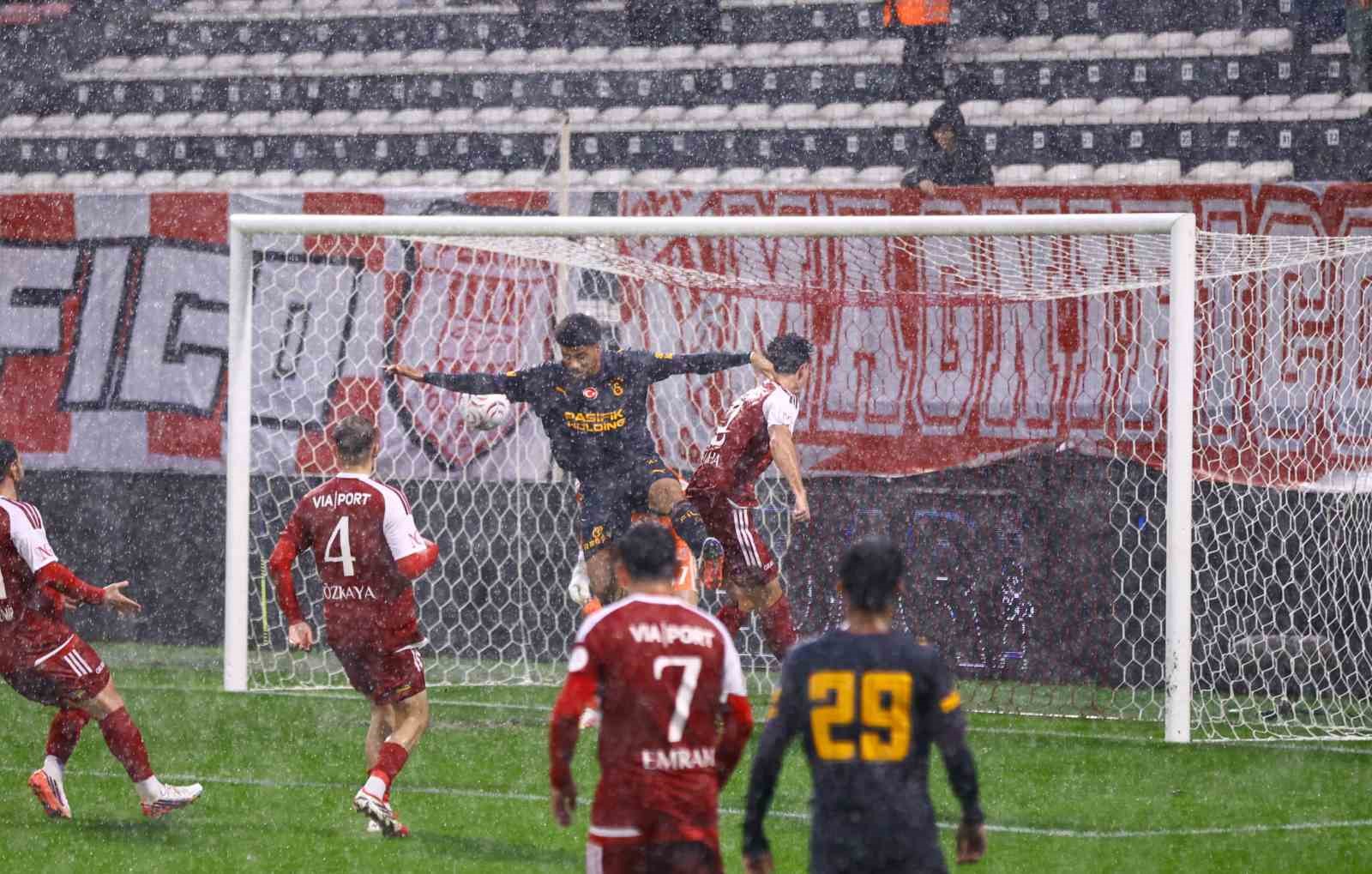 Hazırlık maçı: Pendikspor: 3 - Galatasaray: 3