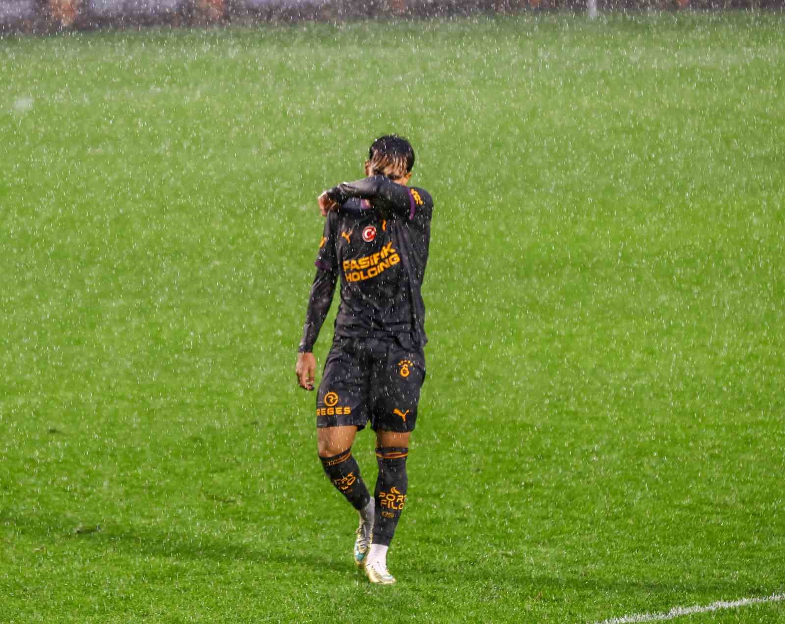Hazırlık maçı: Pendikspor: 3 - Galatasaray: 3