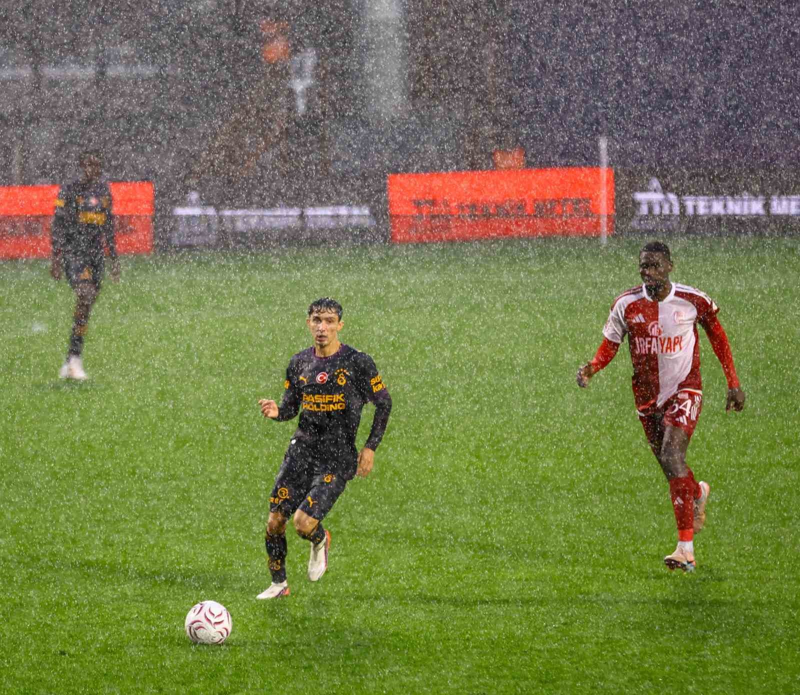 Hazırlık maçı: Pendikspor: 3 - Galatasaray: 3