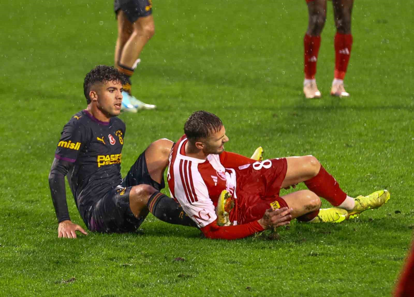 Hazırlık maçı: Pendikspor: 3 - Galatasaray: 3
