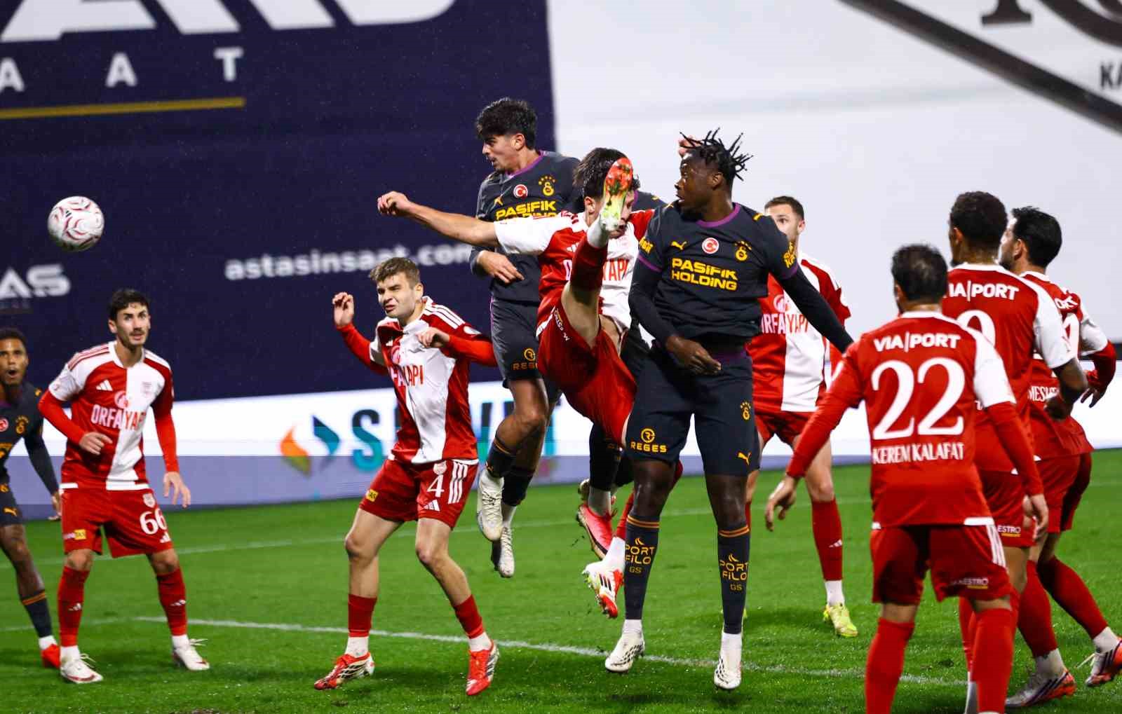 Hazırlık maçı: Pendikspor: 3 - Galatasaray: 3