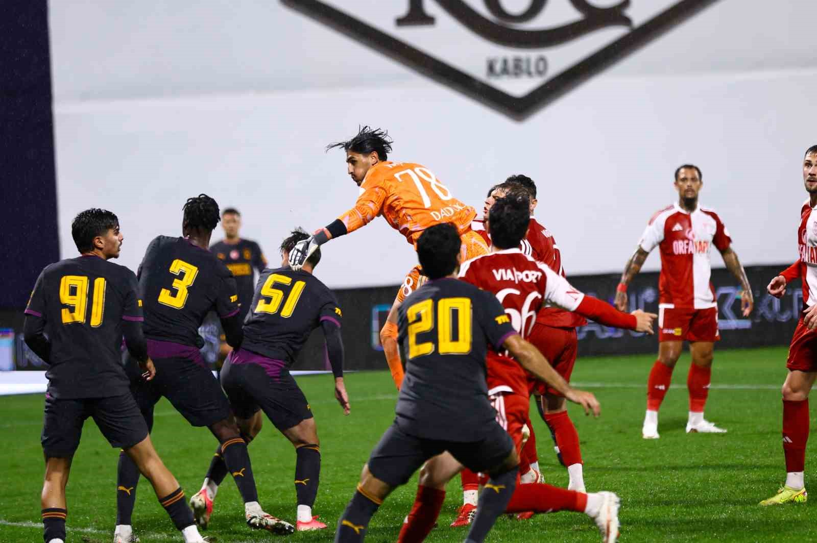 Hazırlık maçı: Pendikspor: 3 - Galatasaray: 3
