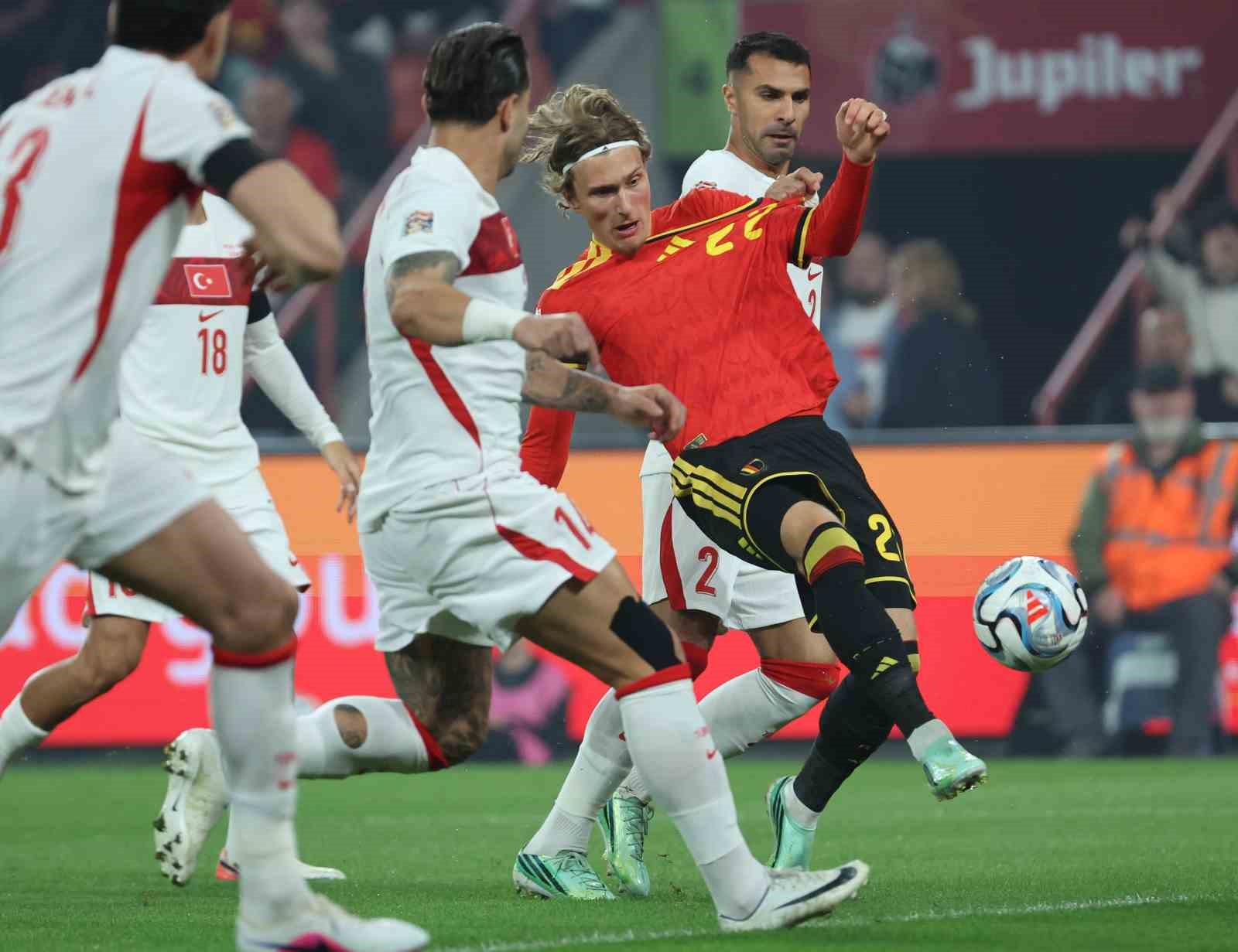 UEFA Uluslar Ligi: Belçika: 1 - Türkiye: 0 (İlk yarı)