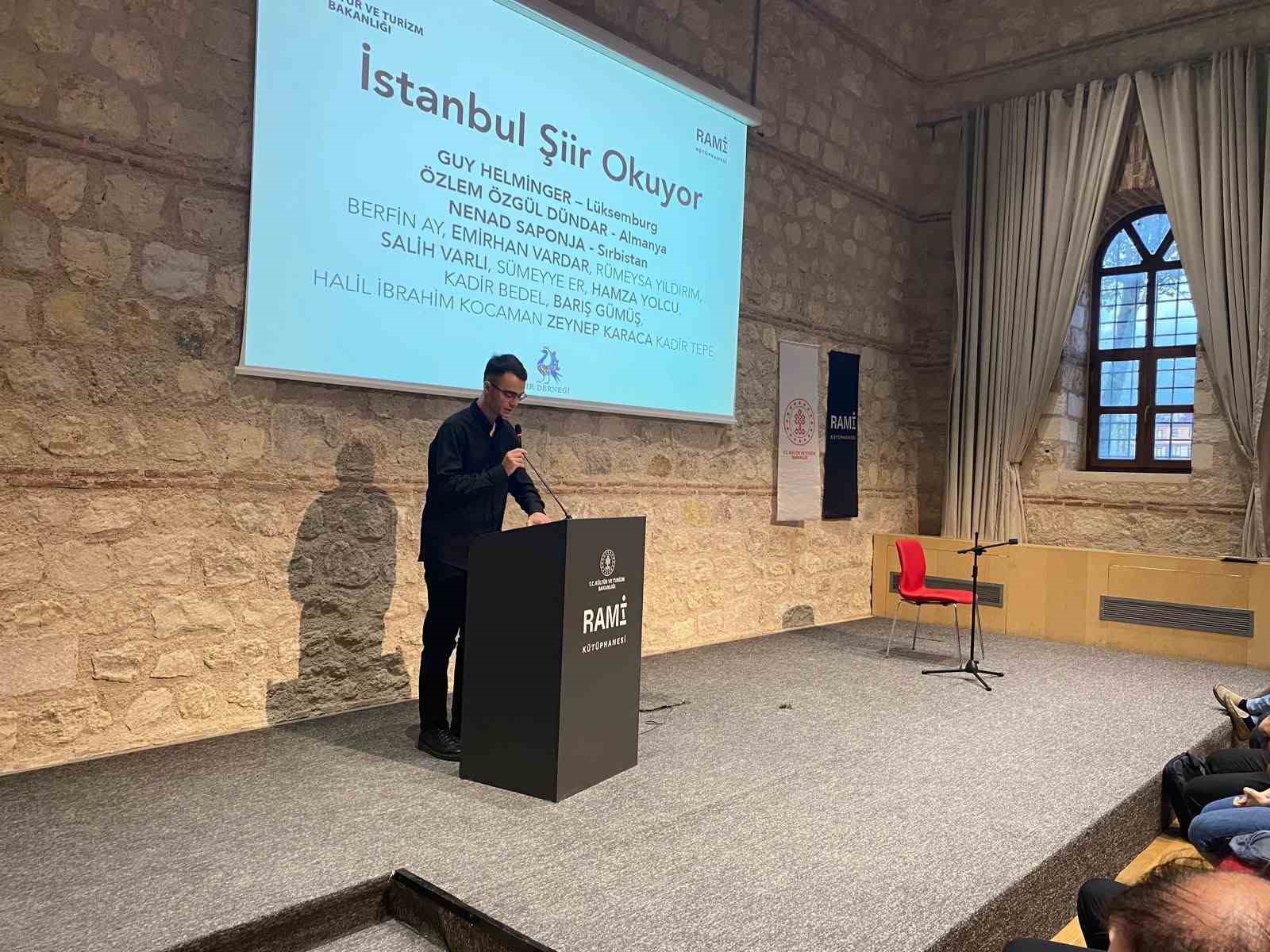 Sultangazi Yazı Akademisi’nde yetişen genç şairler 17. Uluslararası İstanbul Şiir Ve Edebiyat Festivali’ne katıldı