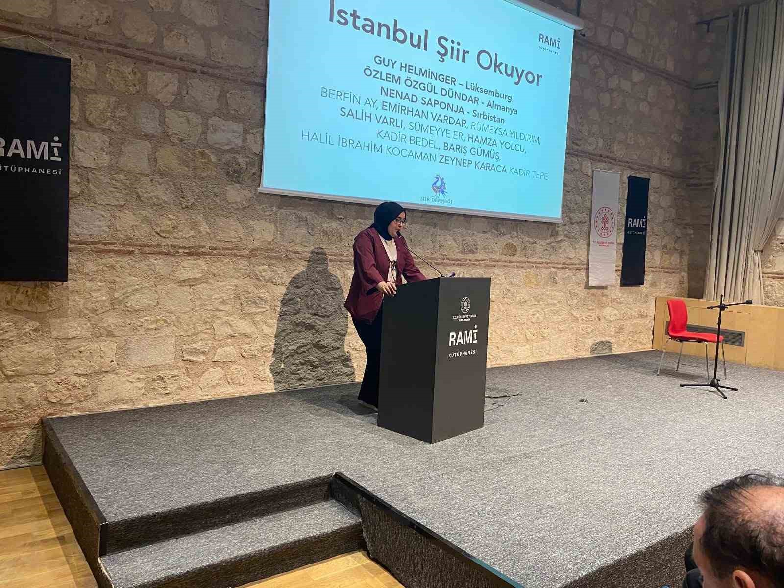 Sultangazi Yazı Akademisi’nde yetişen genç şairler 17. Uluslararası İstanbul Şiir Ve Edebiyat Festivali’ne katıldı