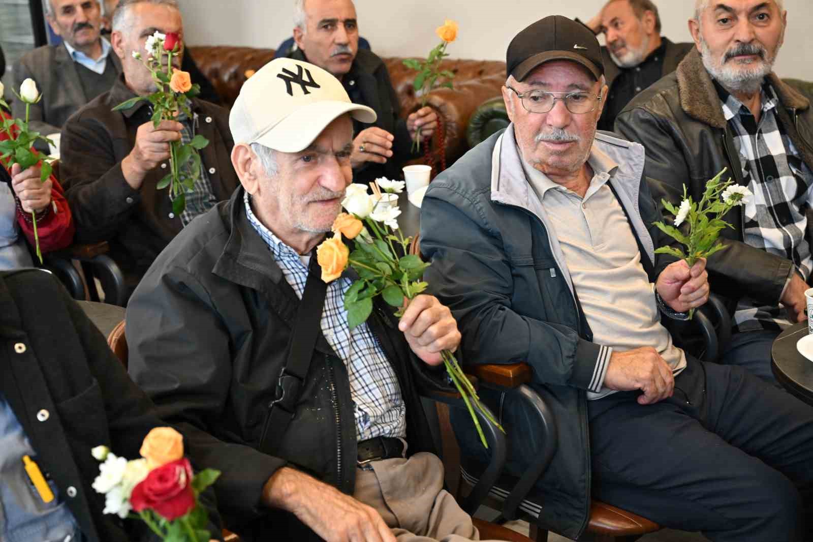 Gaziosmanpaşa’da Dünya Yaşlılar Günü ile Dünya Kahve Günü kutlandı