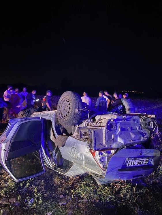 Osmaniye’de otomobil şarampole uçup takla attı: 3 yaralı