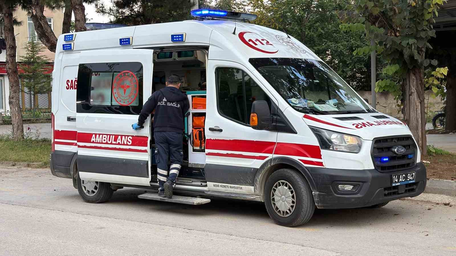 Bolu’da iki motosiklet kafa kafaya çarpıştı: 2 yaralı