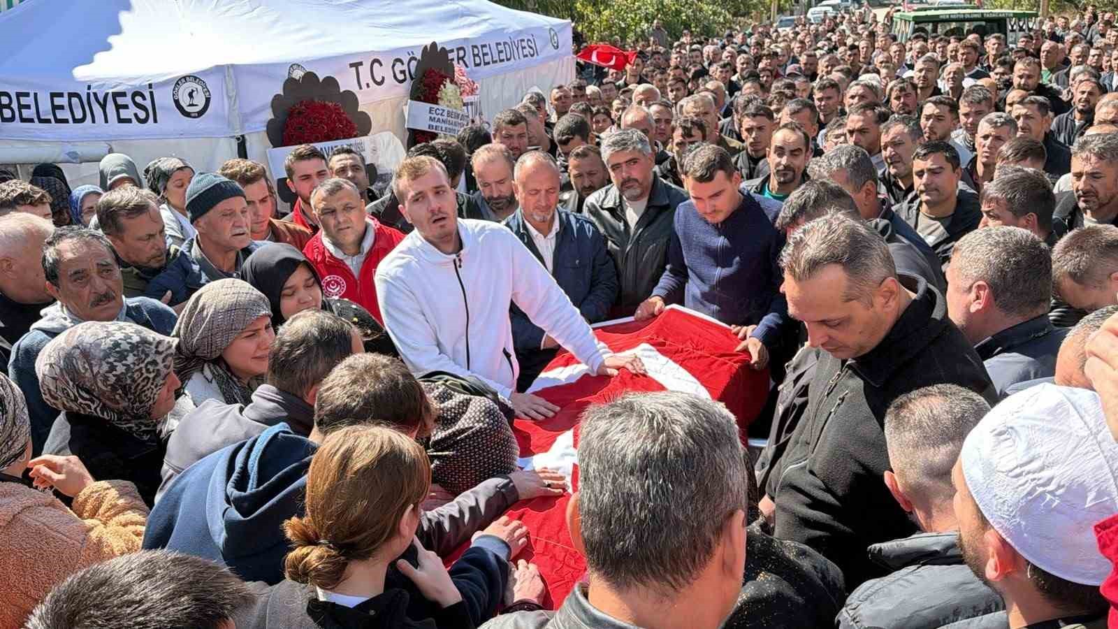 Soma’daki göçükte hayatını kaybeden işçi son yolculuğuna uğurlandı