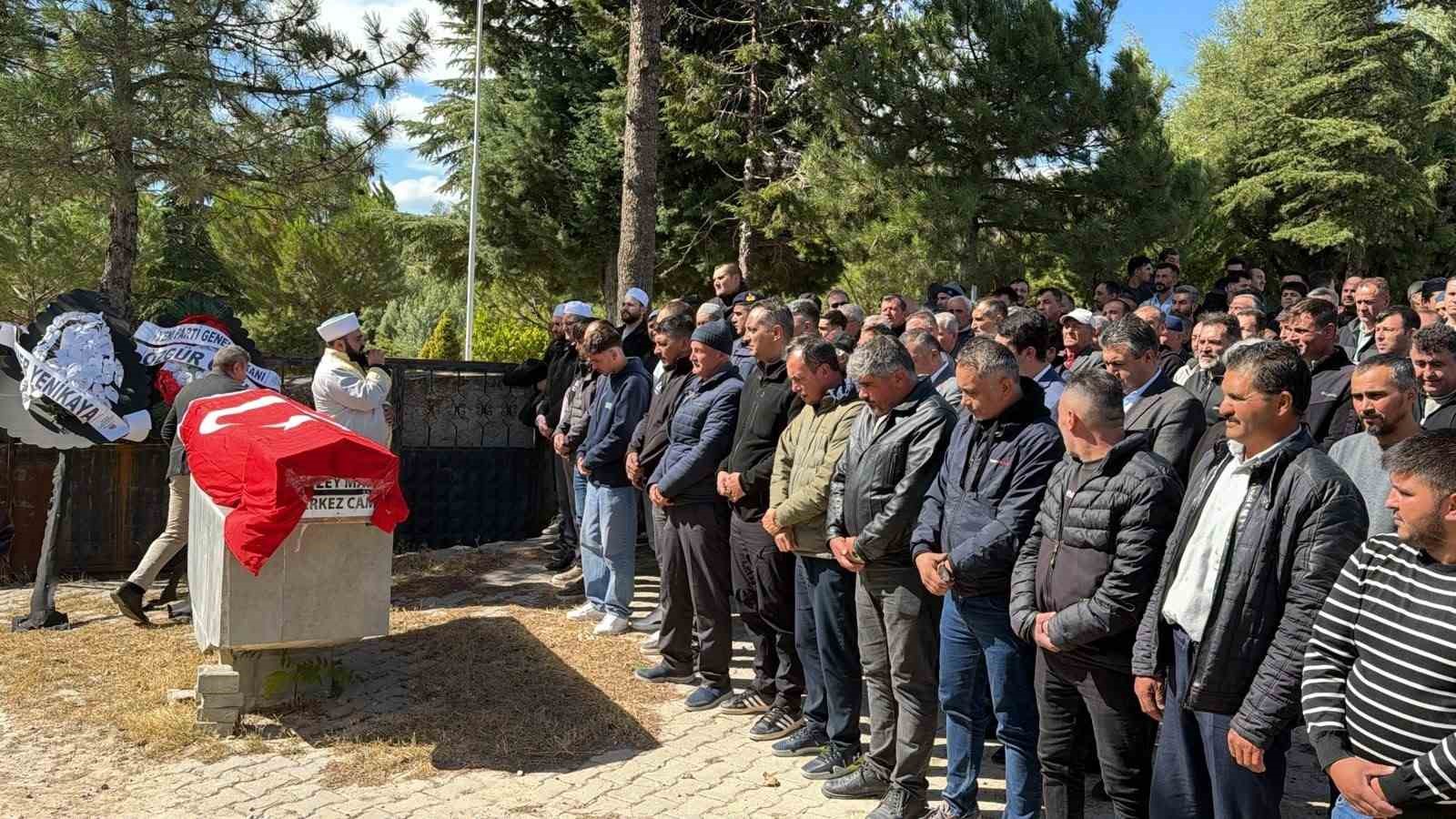 Soma’daki göçükte hayatını kaybeden işçi son yolculuğuna uğurlandı