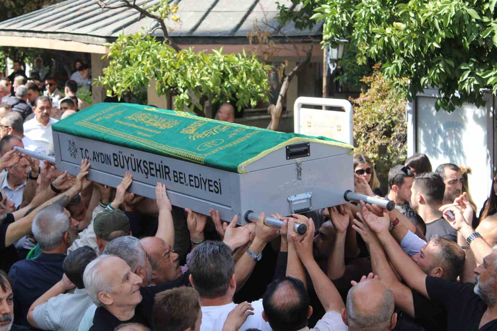 Aydın’da başından vurulmuş halde bulunan Sargın son yolculuğuna uğurlandı