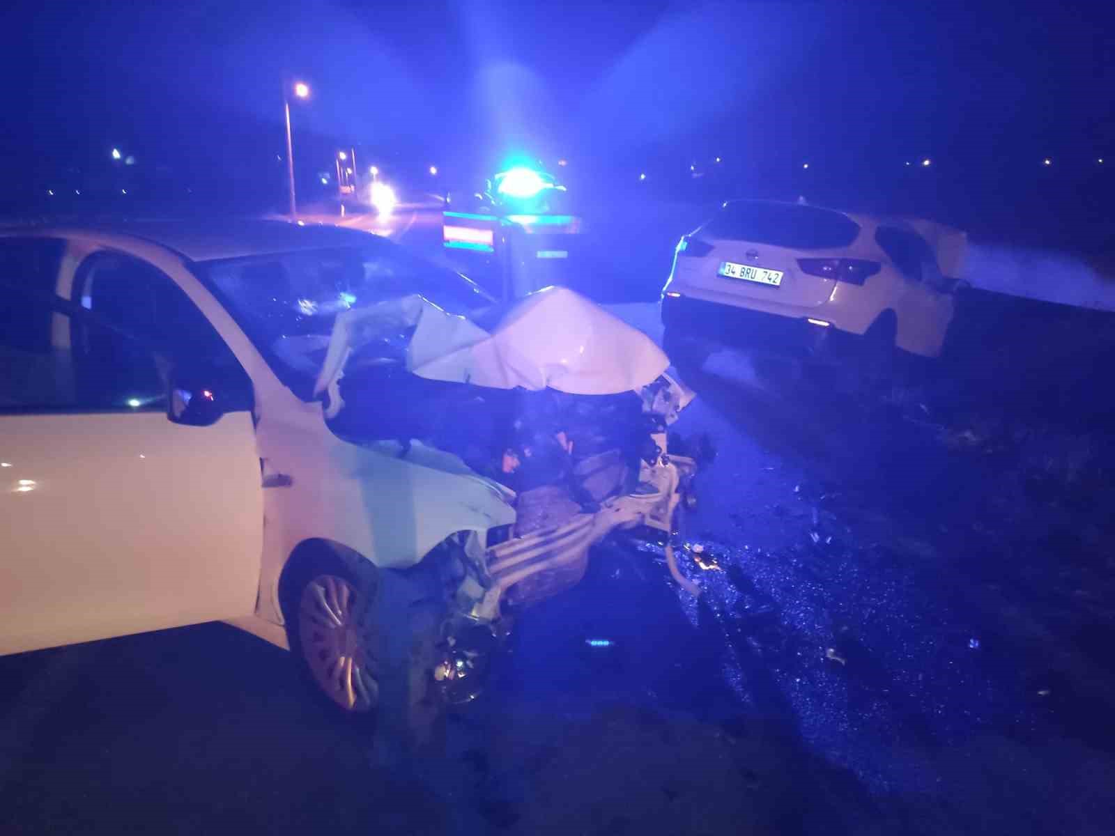 Keşan’da iki otomobil çarpıştı: 5 yaralı
