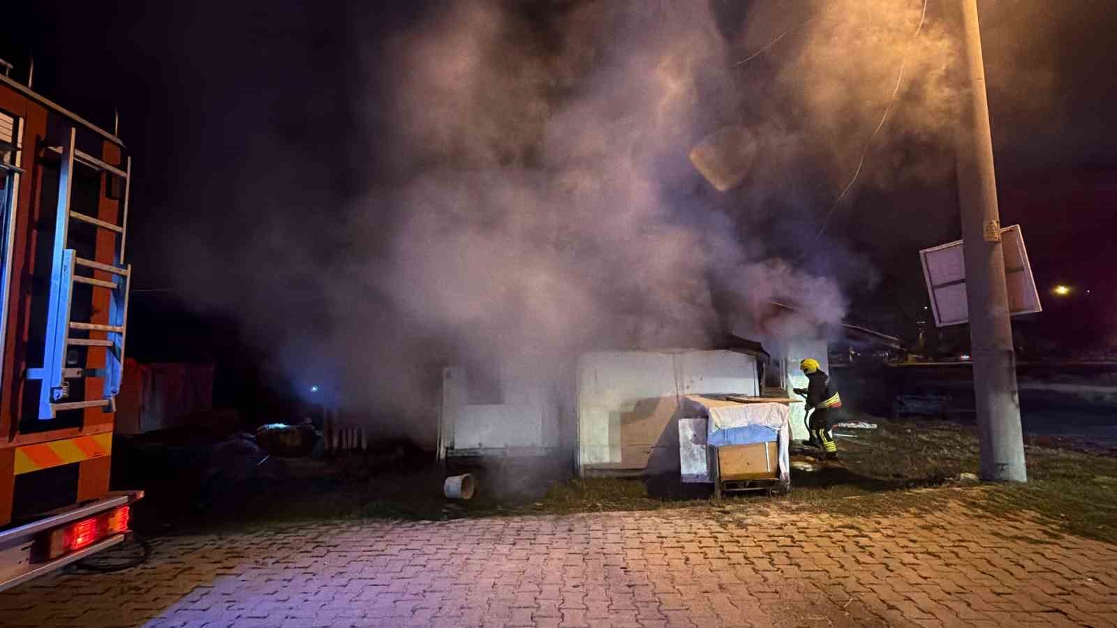 Sobayı yakmak isterken evi yaktı