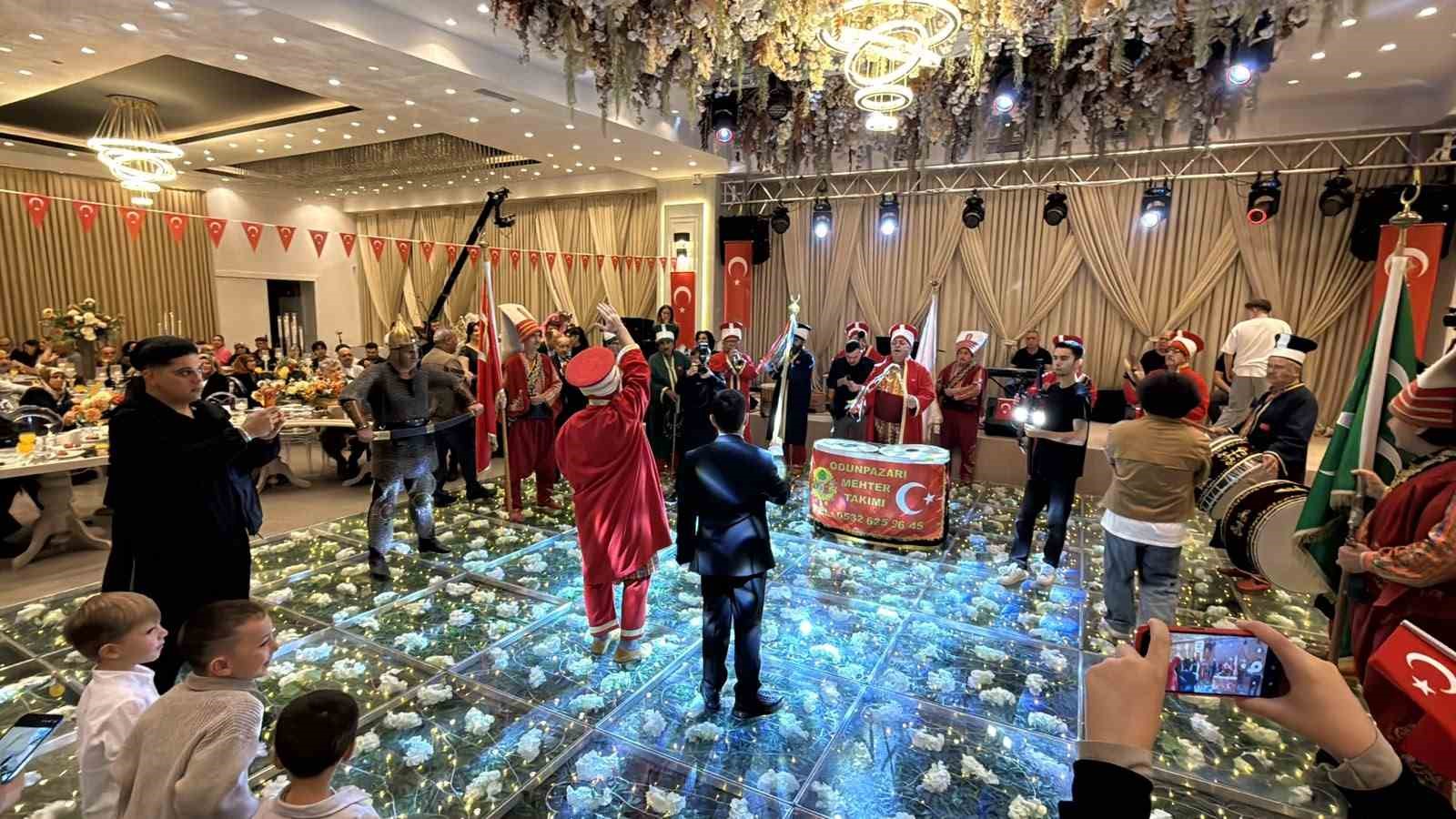 Eskişehir’de sünnet düğünü yapılan şehidin oğluna anlamlı sürpriz
